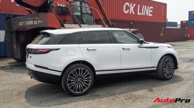 Khui công Range Rover Velar HSE P250 R-Dynamic đầu tiên tại Việt Nam Khui công Range Rover Velar HSE P250 R-Dynamic đầu tiên tại Việt Nam